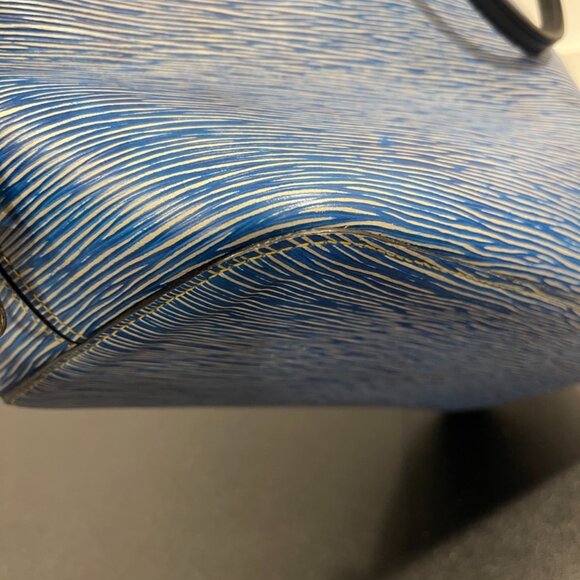 Louis Vuitton Epi Neverfull MM Denim Light w/ Pouch and Matching Wallet (JB1315) - Picture 4 of 16